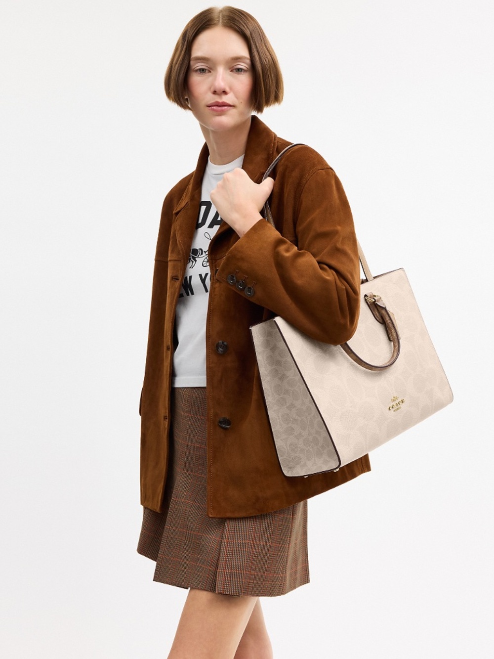 Coach Outlet Maggie Tote Bag In Blocked Signature Canvas
